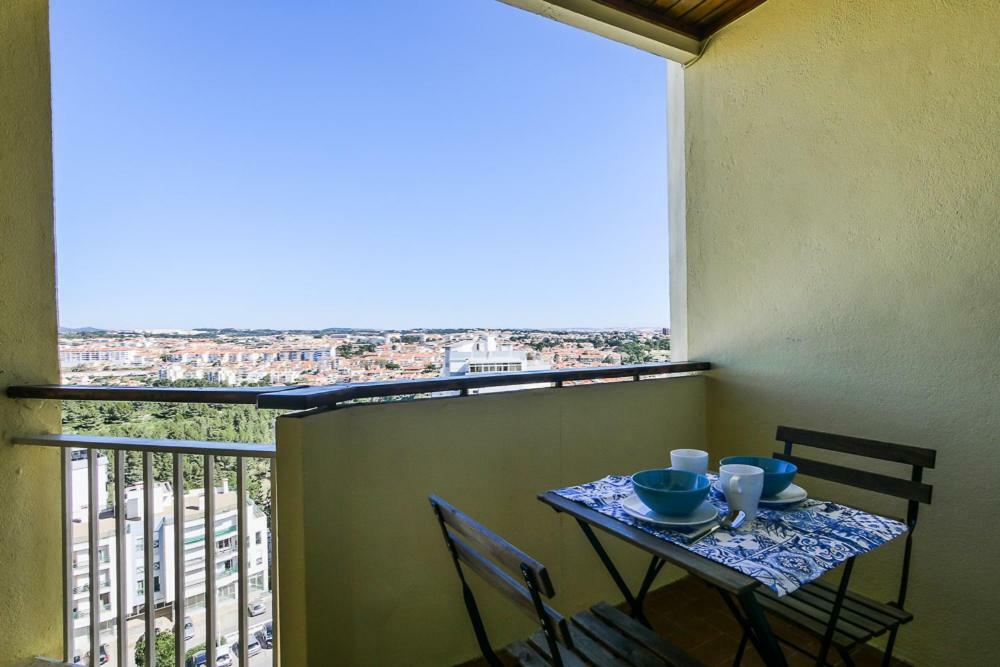 Ferienwohnung Cozy Studio With Balcony And Beautiful View Cascais Exterior foto